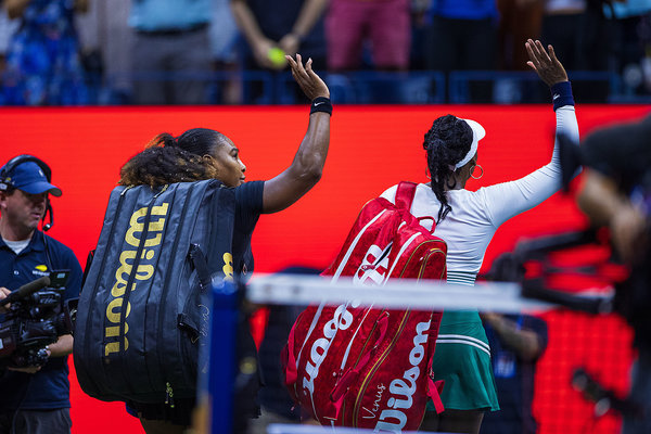 也是世界足 也是世界足